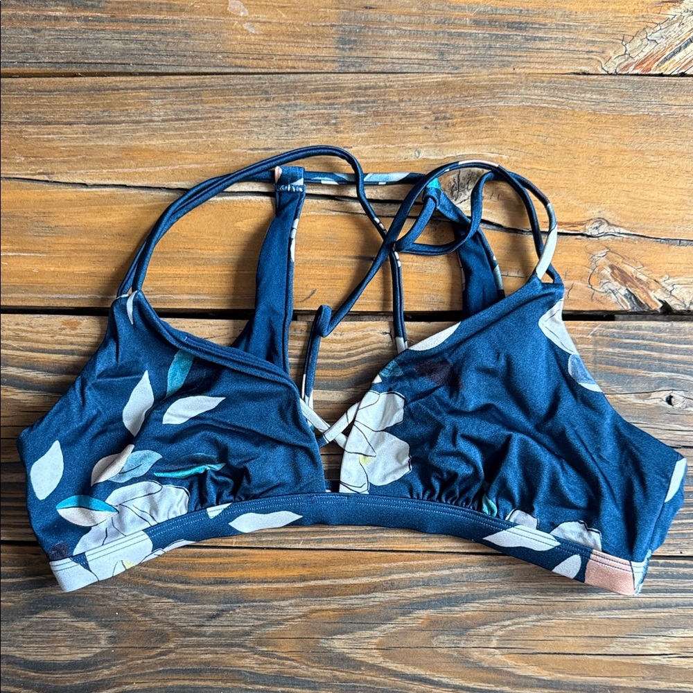 Athleta Floral Swim Top size M